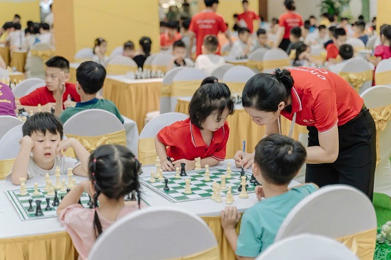 CÂU LẠC BỘ OLYMPIA CHESS